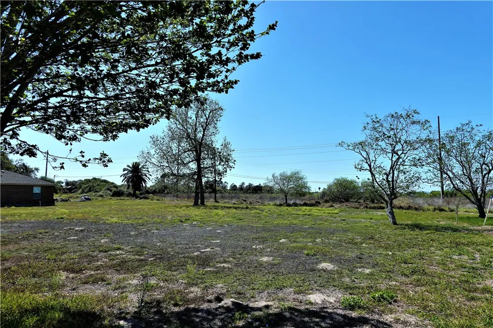 627 8th Street Ingleside, TX 78362