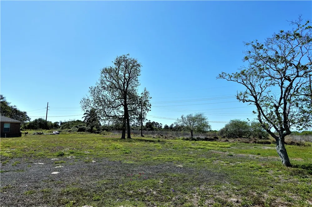 627 8th Street Ingleside, TX 78362
