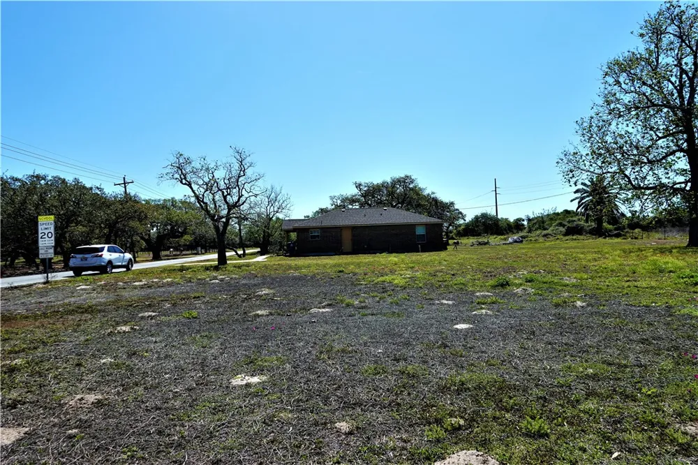 627 8th Street Ingleside, TX 78362