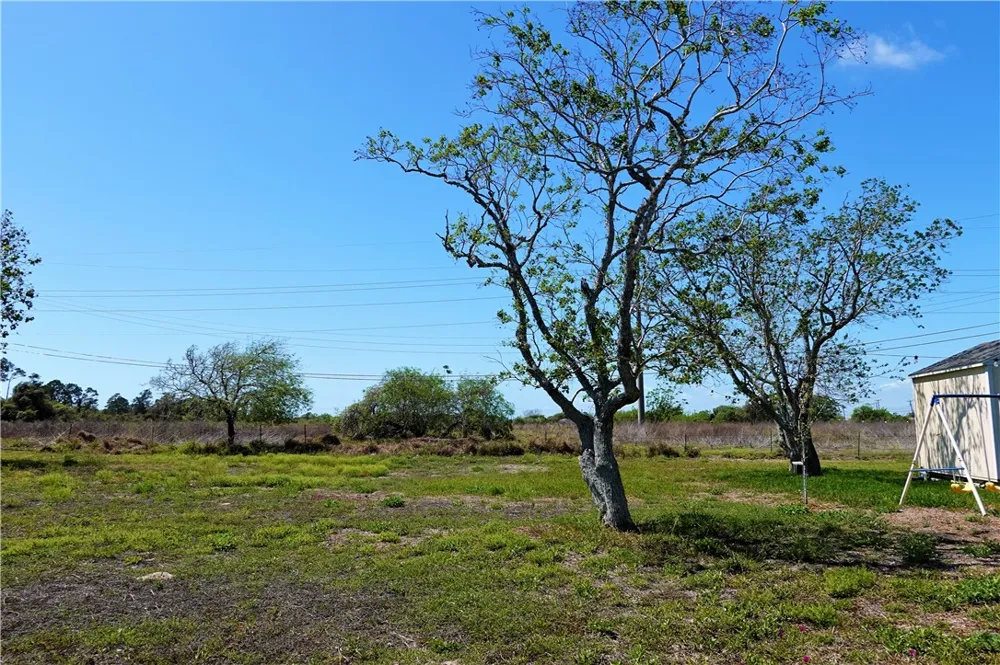627 8th Street Ingleside, TX 78362