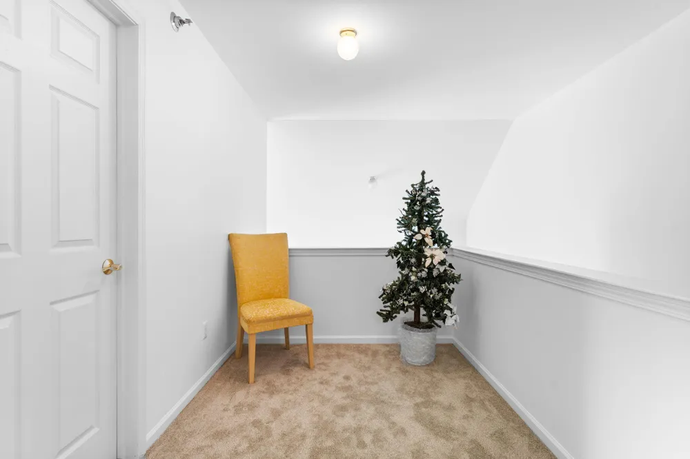 9475 Lakeside Drive Ypsilanti, MI 48197
