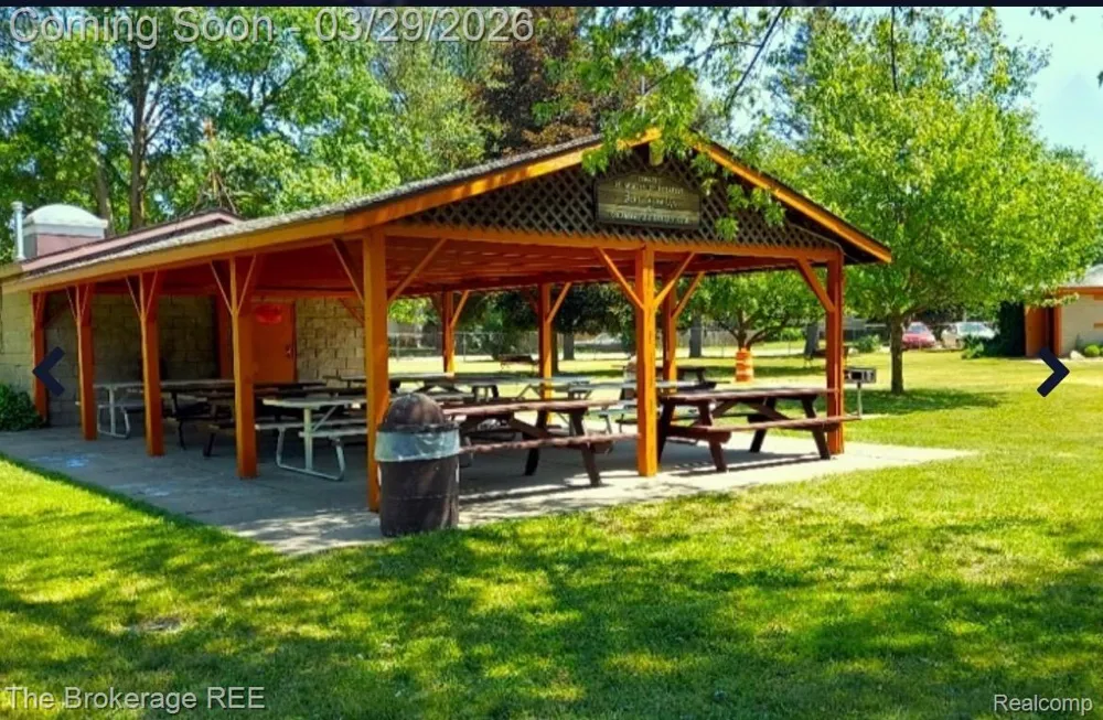 4654 WATER STREET Columbiaville Village, MI 48421