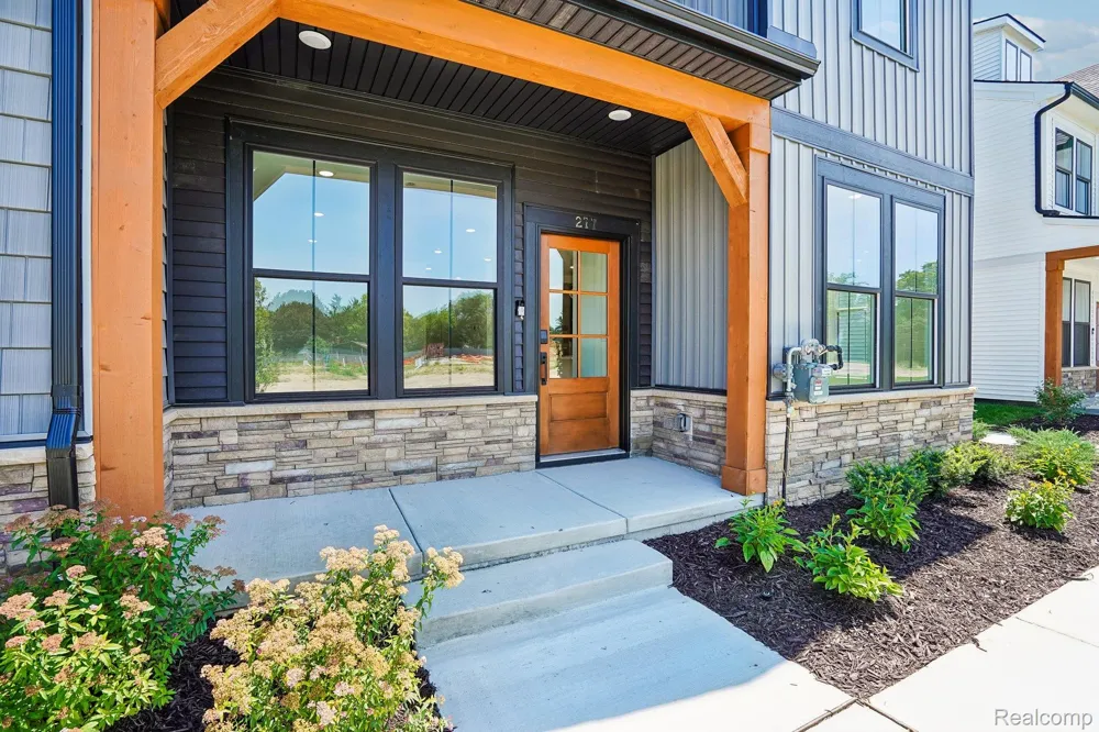 277 Lantana Drive Brighton City, MI 48116