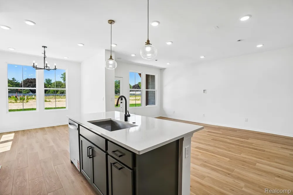 277 Lantana Drive Brighton City, MI 48116