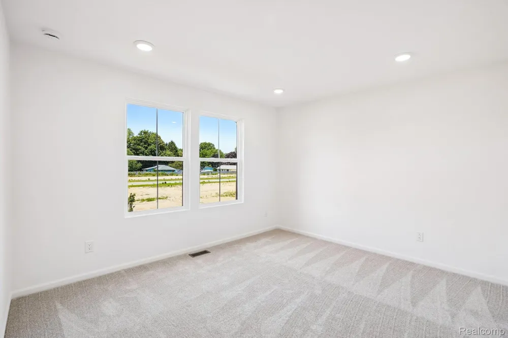 277 Lantana Drive Brighton City, MI 48116