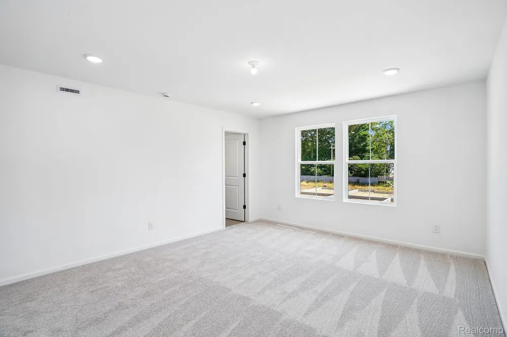 277 Lantana Drive Brighton City, MI 48116