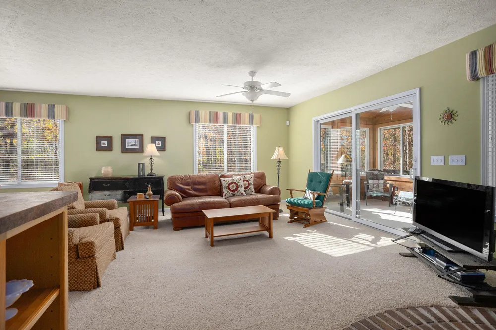 370 Kowalski Drive Girard Township, MI 49092