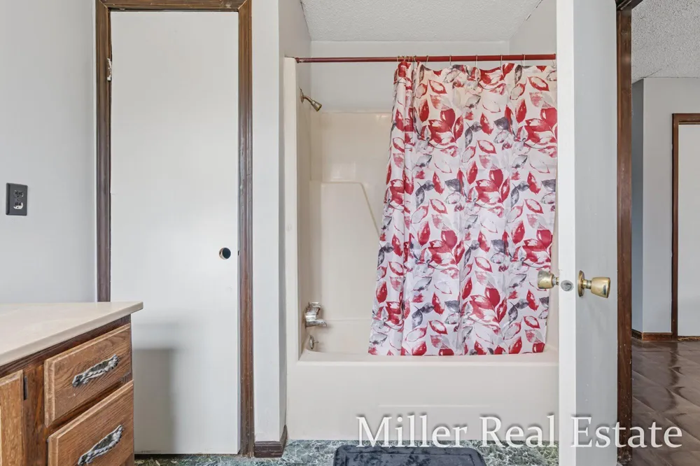 6130 Gurd Road Hope Township, MI 49058