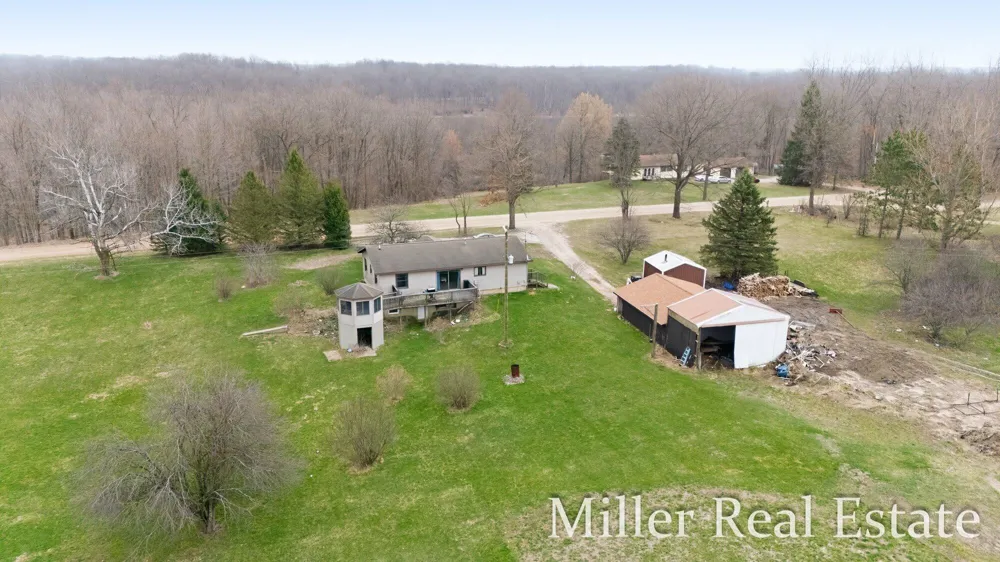 6130 Gurd Road Hope Township, MI 49058