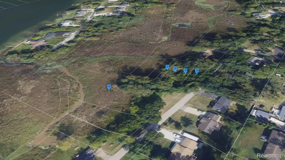 Steadfield Street Commerce Charter Township, MI 48382