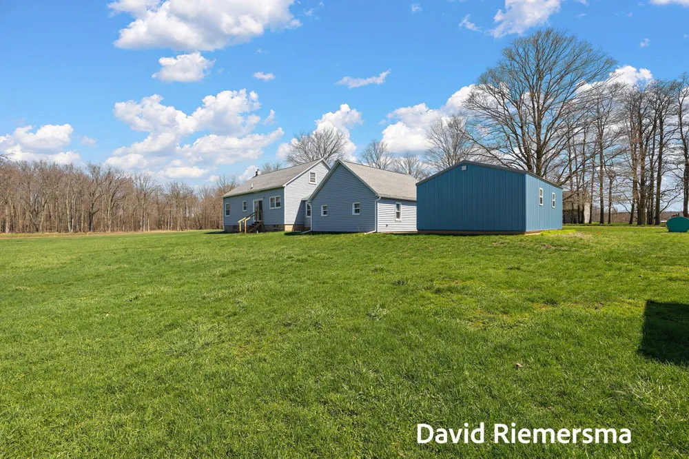 466 27th Street Allegan Township, MI 49010
