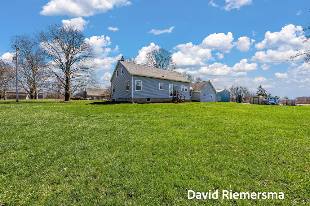 466 27th Street Allegan Township, MI 49010