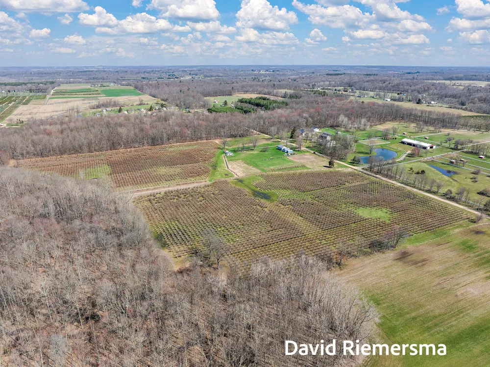 466 27th Street Allegan Township, MI 49010