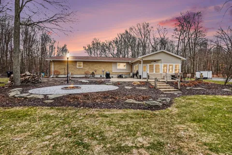 14051 17 Mile Road