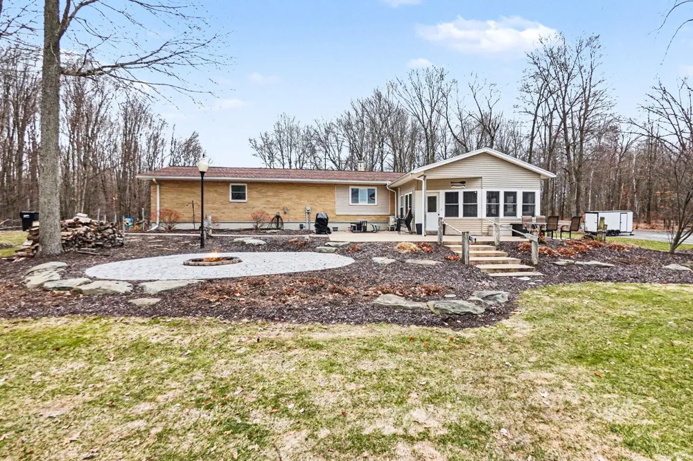 14051 17 Mile Road Colfax Township, MI 49342