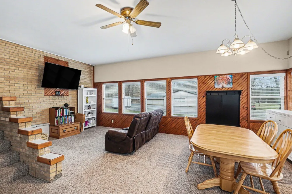 14051 17 Mile Road Colfax Township, MI 49342