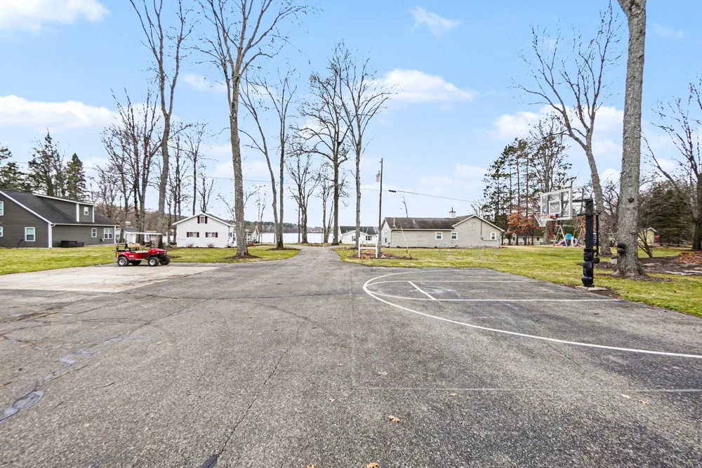 14051 17 Mile Road Colfax Township, MI 49342