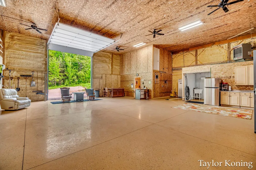 3111 128th Avenue Elbridge Township, MI 49420