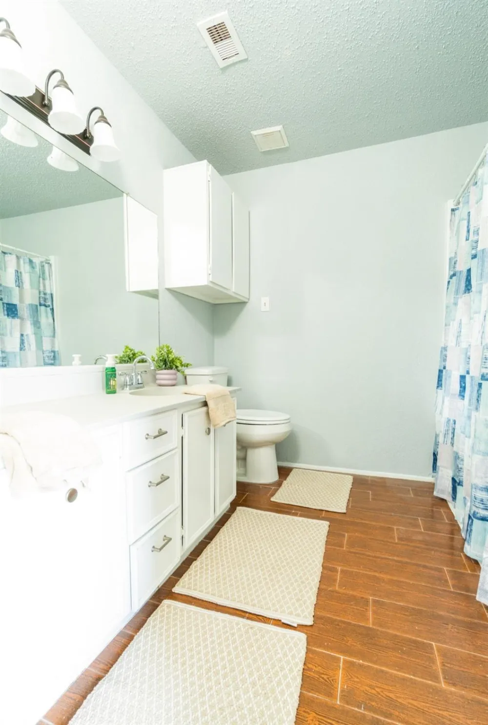 418 Garland Drive #206 Lake Jackson, TX 77566