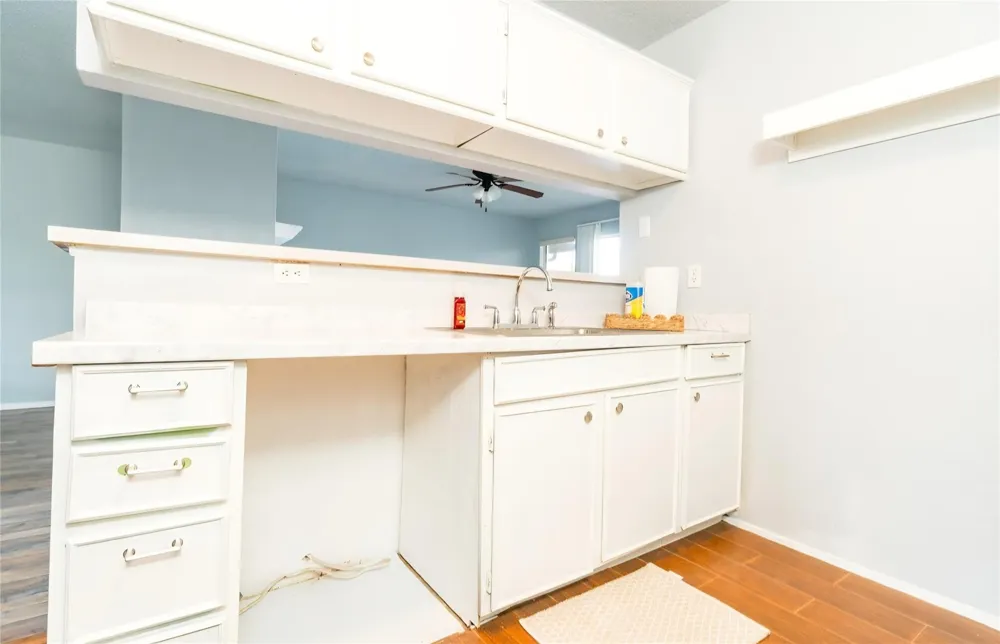 418 Garland Drive #206 Lake Jackson, TX 77566