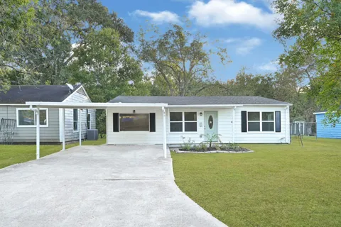 10609 Murr Way