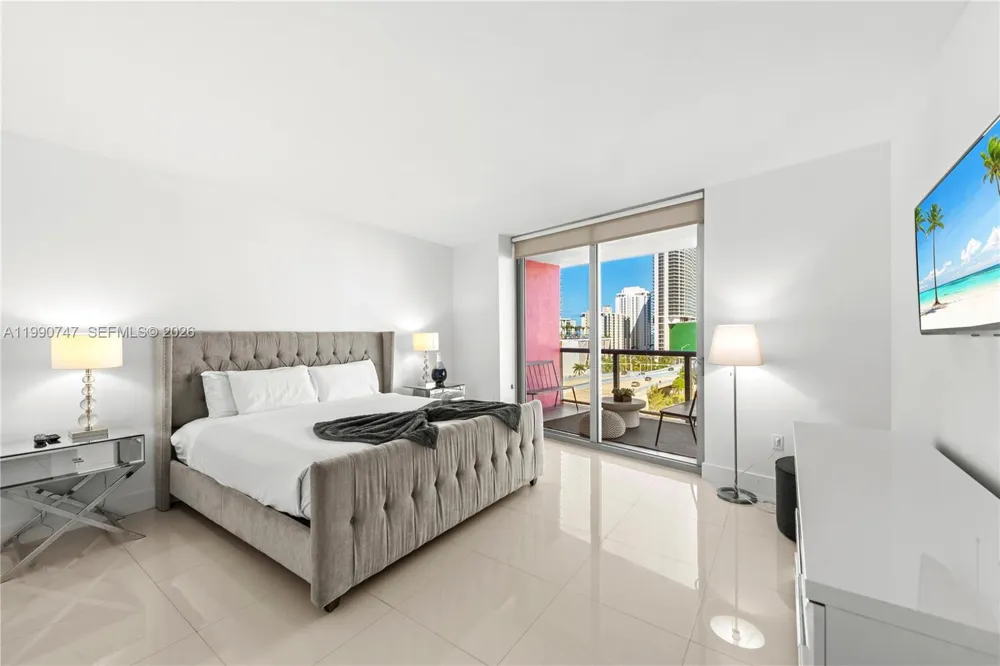 2600 E Hallandale Beach Blvd #T1001 Hallandale Beach, FL 33009