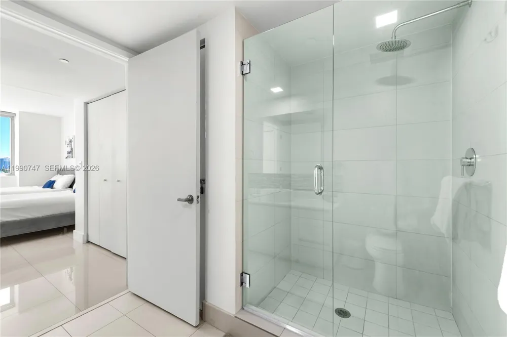 2600 E Hallandale Beach Blvd #T1001 Hallandale Beach, FL 33009