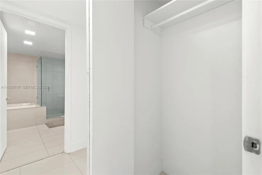 2600 E Hallandale Beach Blvd #T1001 Hallandale Beach, FL 33009