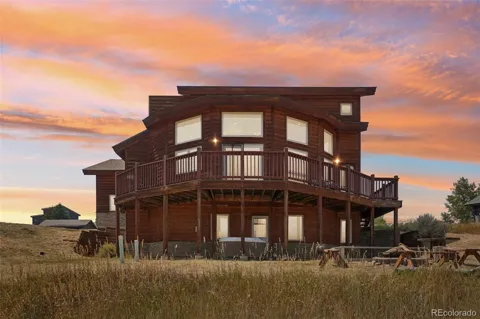 108 Hummingbird Way