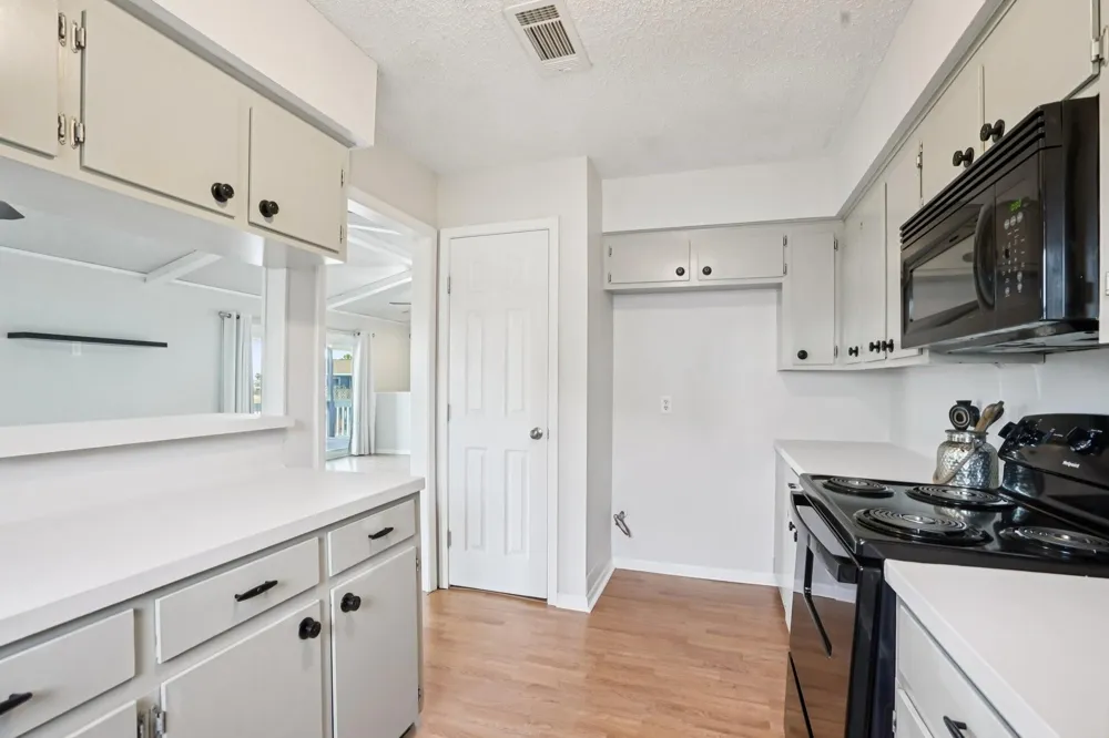 110 Mariner Road Freeport, TX 77541