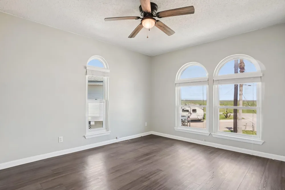 110 Mariner Road Freeport, TX 77541
