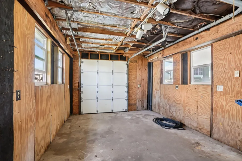 110 Mariner Road Freeport, TX 77541