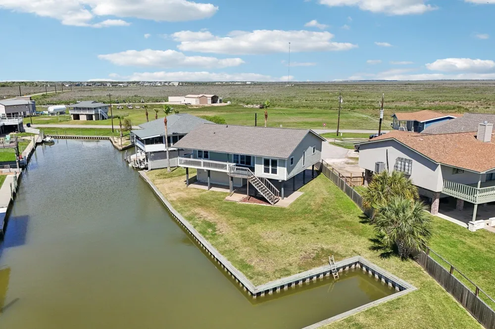 110 Mariner Road Freeport, TX 77541