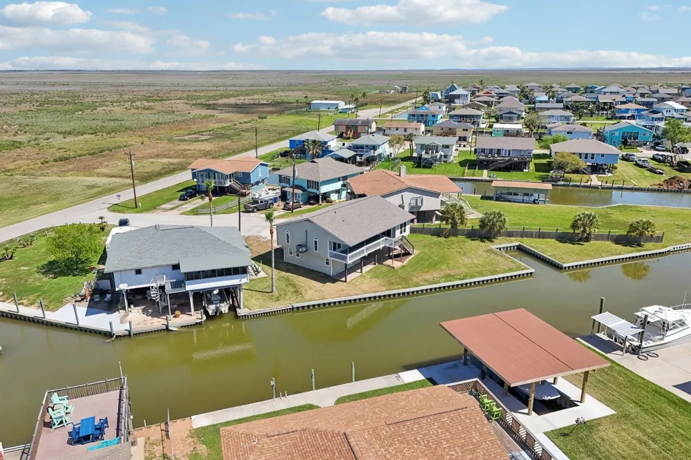 110 Mariner Road Freeport, TX 77541