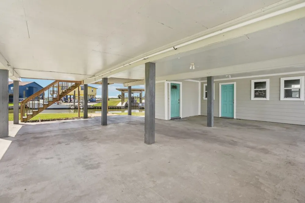 110 Mariner Road Freeport, TX 77541
