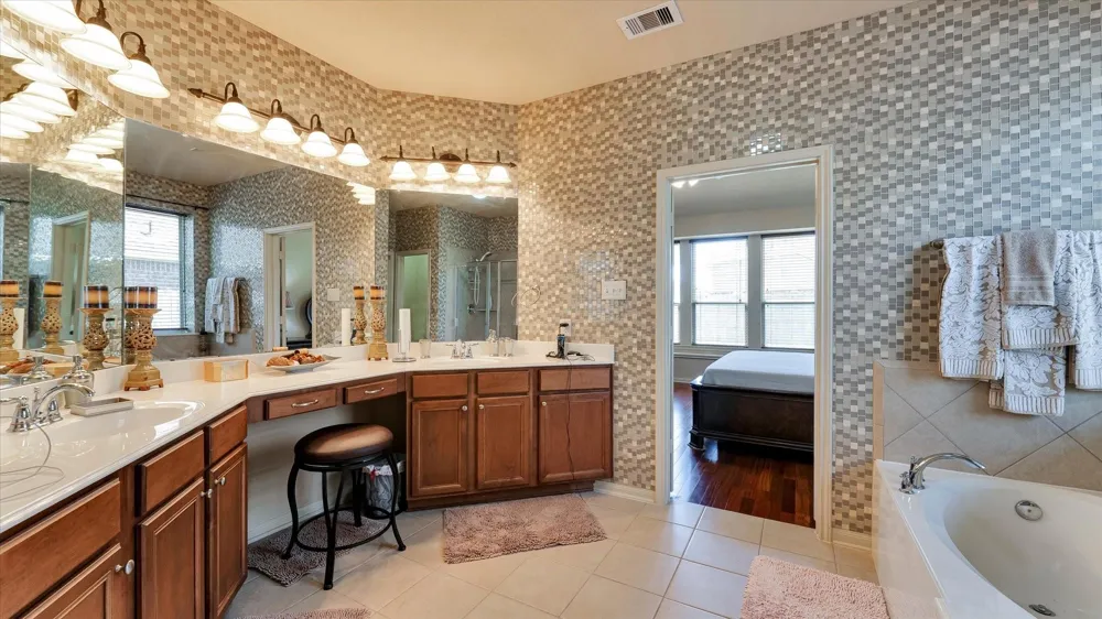 17915 Quiet Loch Lane Houston, TX 77084