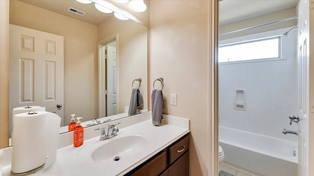 17915 Quiet Loch Lane Houston, TX 77084
