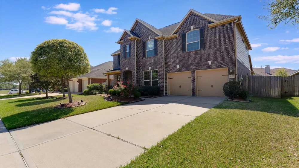 17915 Quiet Loch Lane Houston, TX 77084