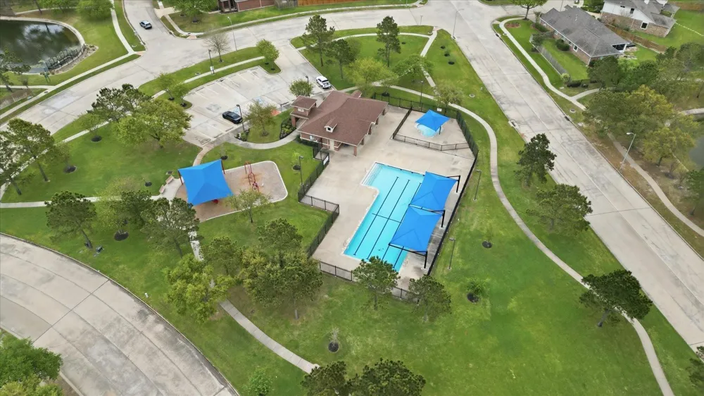 17915 Quiet Loch Lane Houston, TX 77084