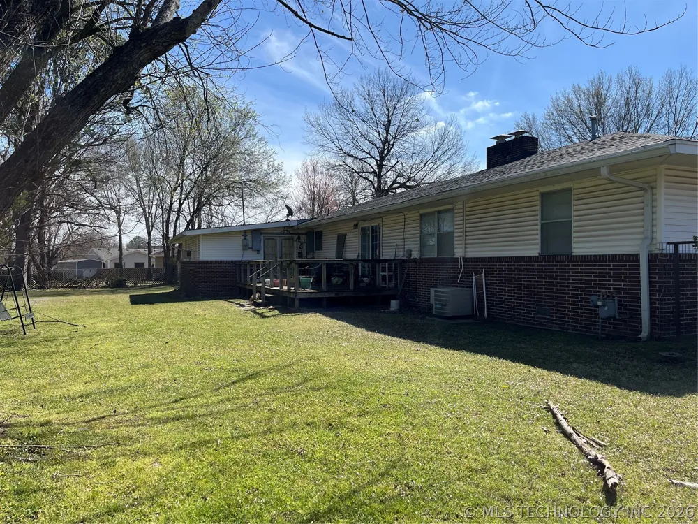 201 NW Rose Lane Stigler, OK 74462