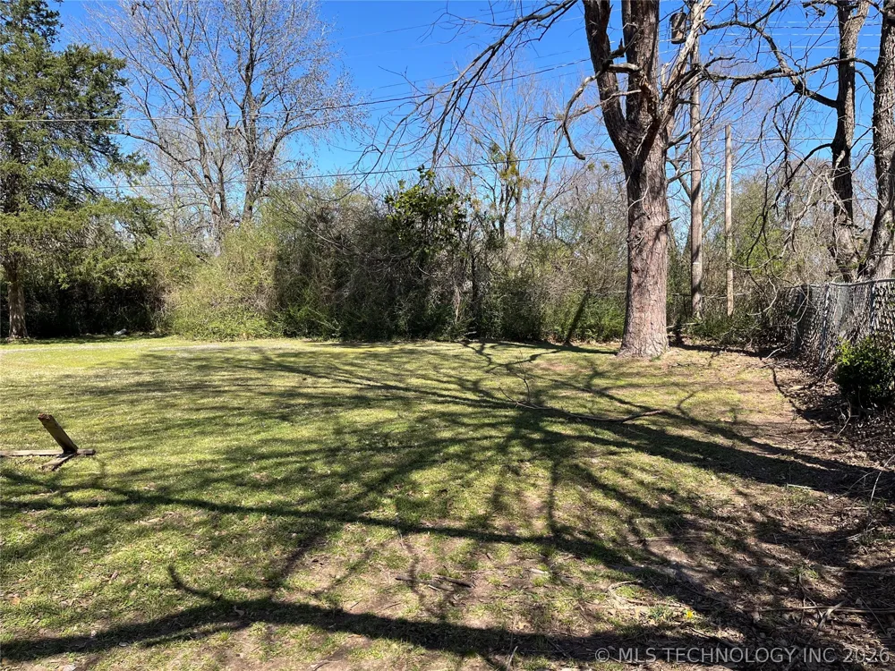 201 NW Rose Lane Stigler, OK 74462