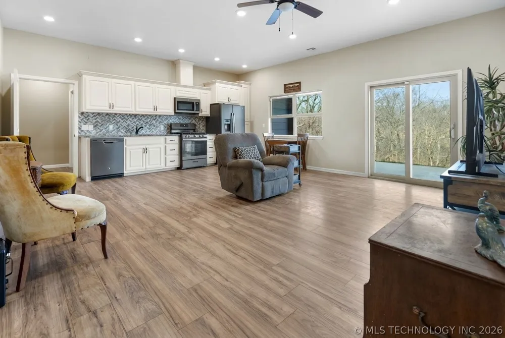 11802 S Hickory Lane Claremore, OK 74017