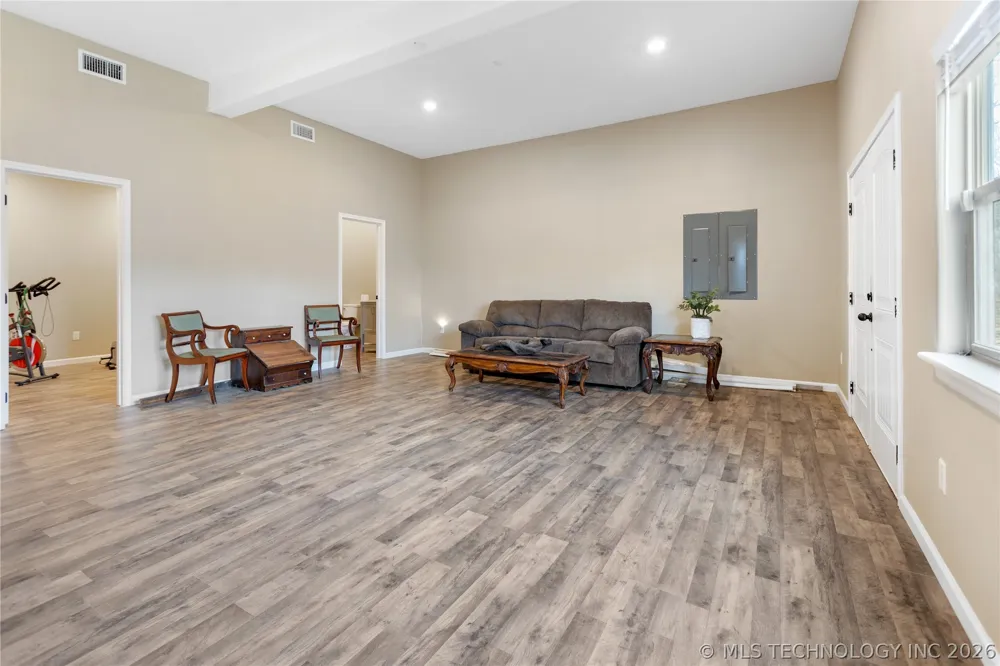 11802 S Hickory Lane Claremore, OK 74017