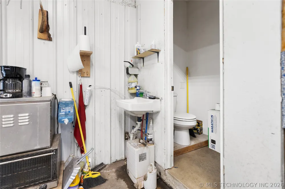 11802 S Hickory Lane Claremore, OK 74017