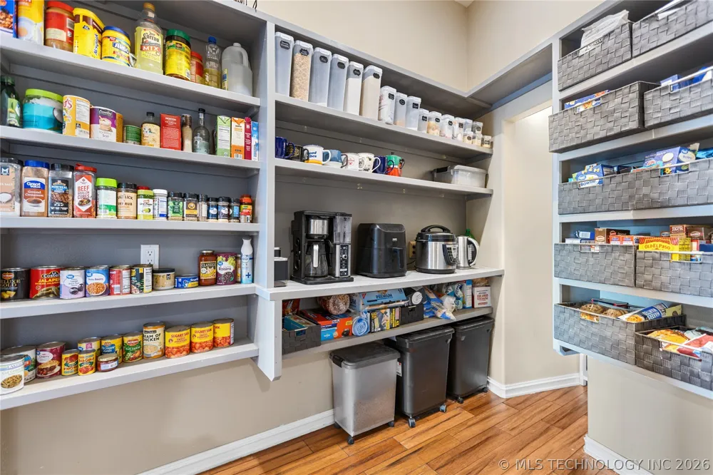 11802 S Hickory Lane Claremore, OK 74017
