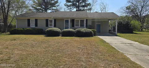 6529 Dogwood Lane