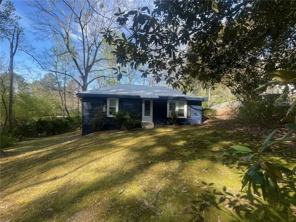 16040 Henderson Road Milton, GA 30004