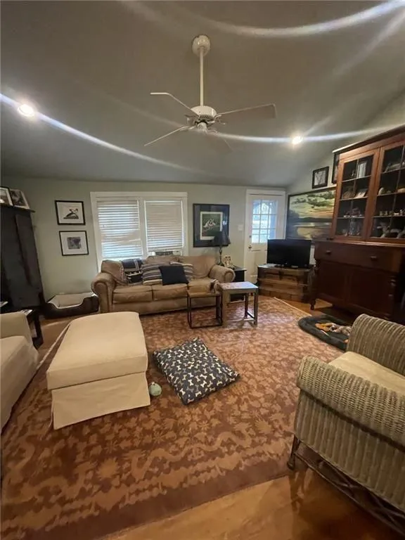 16040 Henderson Road Milton, GA 30004
