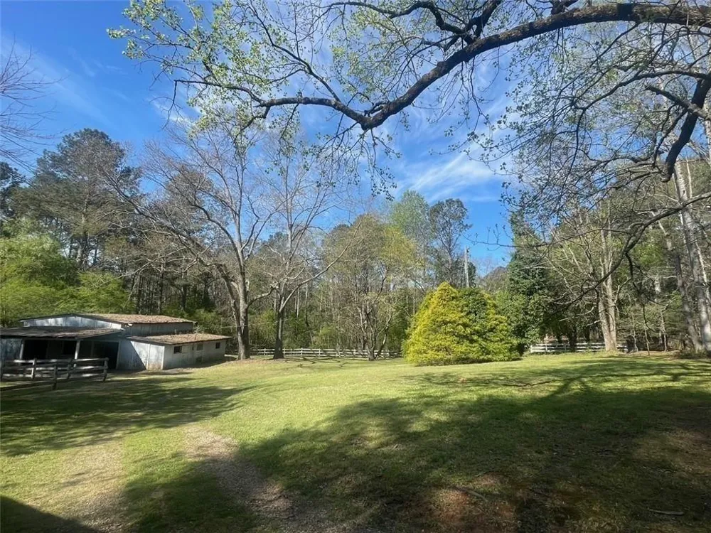 16040 Henderson Road Milton, GA 30004