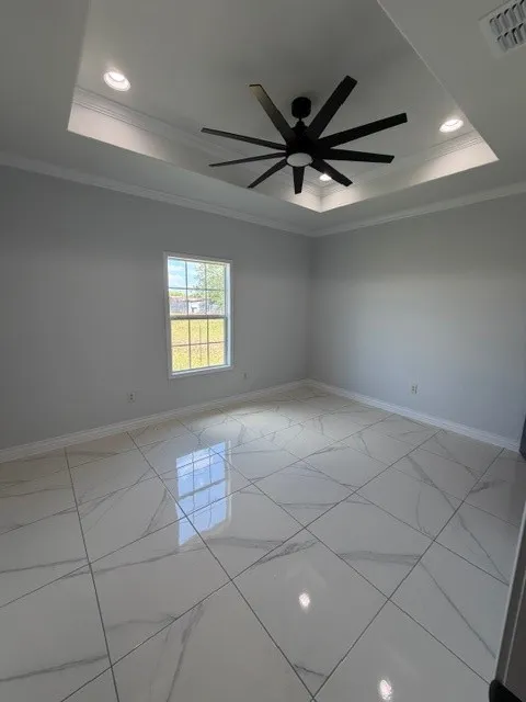 686 County Road 3061 Orange Grove, TX 78372